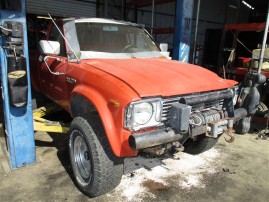 1979 TOYOTA HILUX PICK-UP, 20R 4WD MANUAL, COLOR ORANGE, STK Z15909